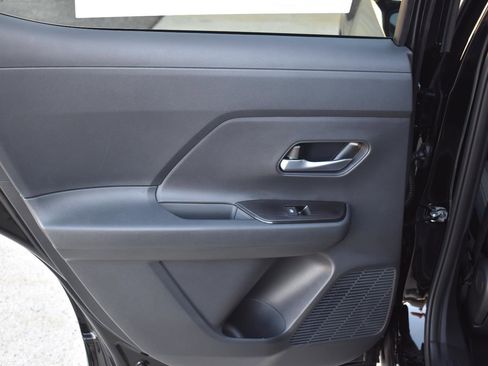 New 2026 Nissan Kicks SV w/ SV Premium Package image 27