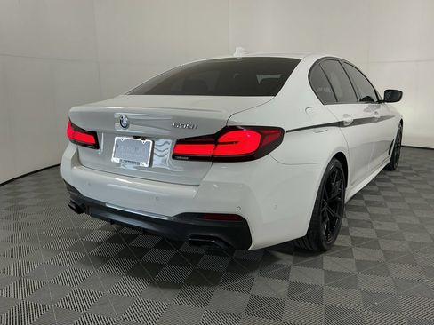 Certified 2022 BMW 530i w/ M Sport Package RWD image 5