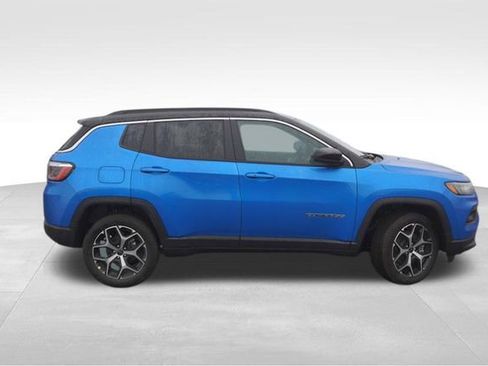 New 2026 Jeep Compass Limited image 2