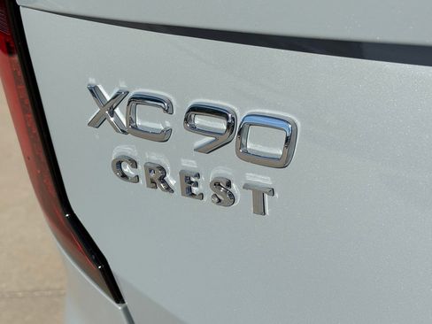 New 2026 Volvo XC90 B6 Core w/ Protection Package Premier image 10