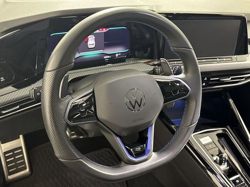 Used 2024 Volkswagen Golf R 2.0T image 20