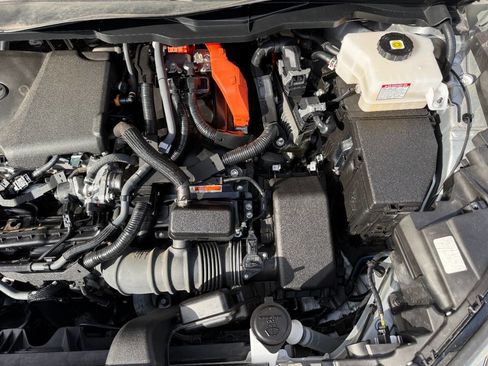 Used 2023 Toyota Sienna XLE image 14