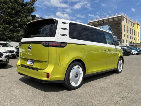 New 2025 Volkswagen ID. Buzz 1st Edition AWD/4WD image 8
