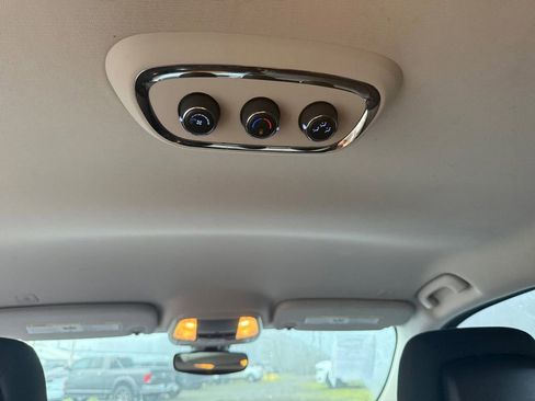 Used 2020 Dodge Durango SXT w/ 3rd Row Seating Group image 24