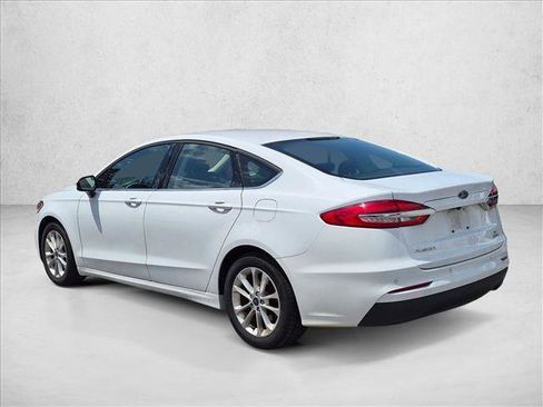 Used 2019 Ford Fusion SE FWD image 7