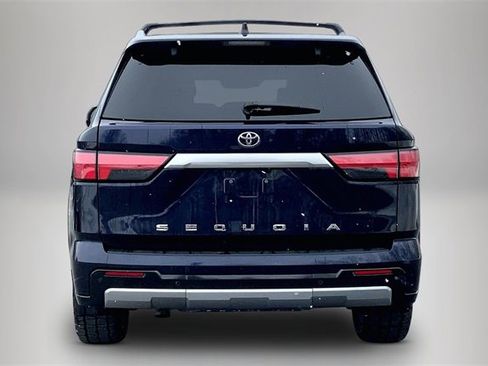 Used 2024 Toyota Sequoia Capstone image 4