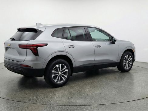 Used 2025 Chevrolet Equinox LT image 9