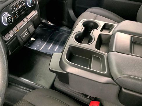 Used 2024 Chevrolet Silverado 1500 W/T AWD/4WD image 17