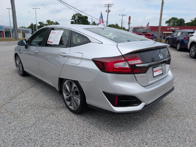 Used 2018 Honda Clarity Touring image 3