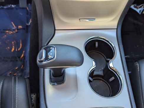 Used 2014 Jeep Grand Cherokee Limited w/ Trailer Tow Group IV image 27