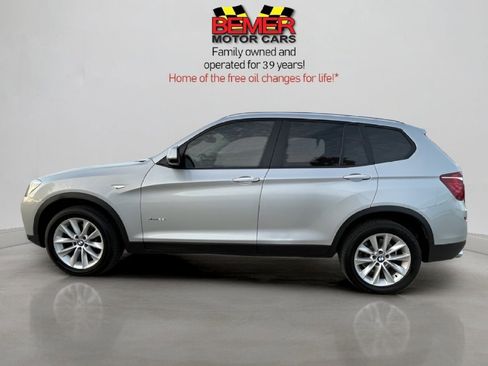 Used 2017 BMW X3 sDrive28i image 3