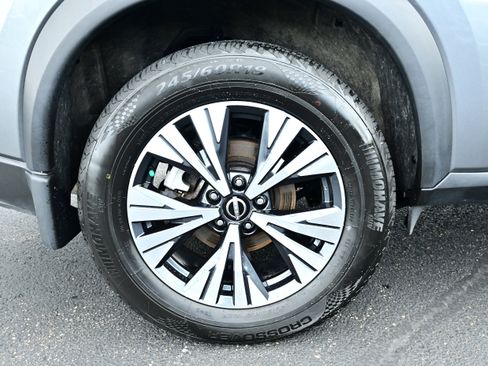Certified 2023 Nissan Rogue SV AWD/4WD image 9