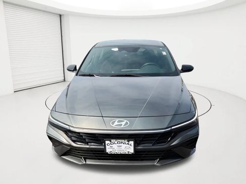 Certified 2025 Hyundai Elantra Sport FWD image 2