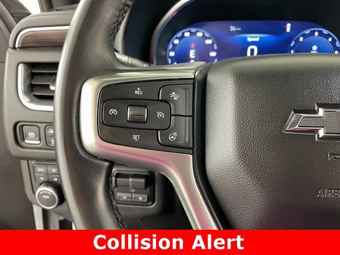 Certified 2024 Chevrolet Suburban Z71 w/ Luxury Package image 36