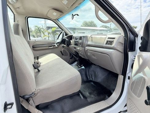 Used 2002 Ford F450 XL RWD image 14