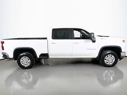 Used 2024 Chevrolet Silverado 2500 LT image 13