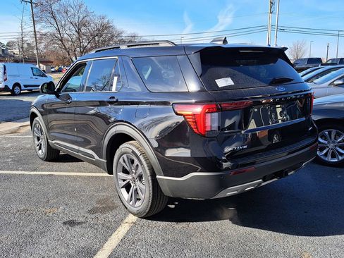 New 2026 Ford Explorer Active w/ Active Comfort Package image 4