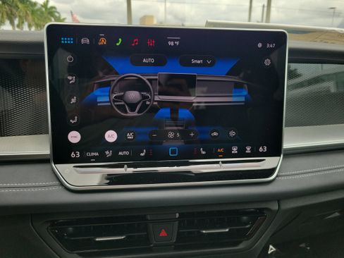 New 2026 Volkswagen Tiguan SE R-Line FWD image 20