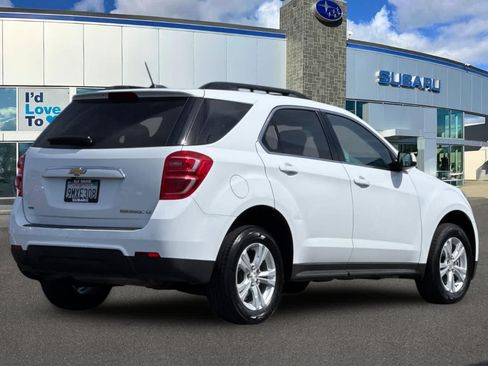 Used 2016 Chevrolet Equinox LT w/ Convenience Package AWD/4WD image 2