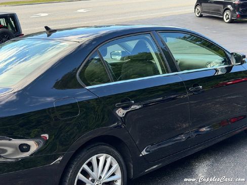 Used 2012 Volkswagen Jetta SEL FWD image 31