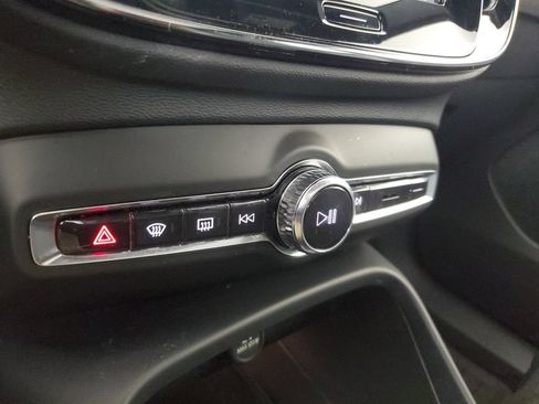 Certified 2023 Volvo XC40 Recharge Ultimate w/ Protection Package Premier AWD/4WD image 32