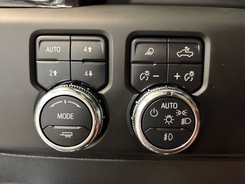 Used 2023 GMC Sierra 1500 AT4 w/ AT4 Preferred Package AWD/4WD image 22