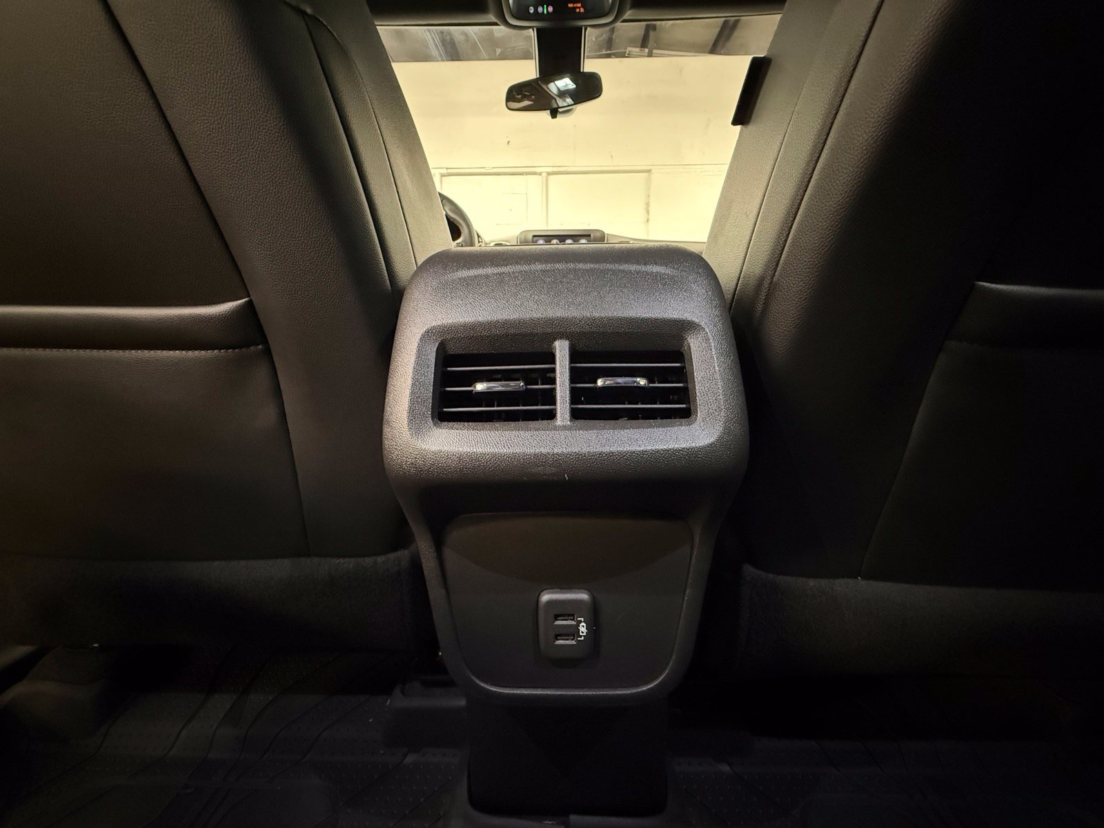 Used 2023 Chevrolet Equinox RS w/ LPO, Floor Liner Package FWD image 18