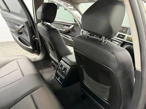 Used 2018 BMW 320i Sedan RWD image 43