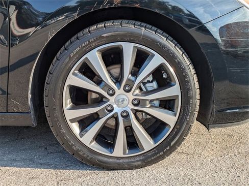 Used 2018 Hyundai Elantra GT image 11