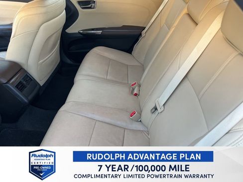 Used 2013 Toyota Avalon XLE image 11