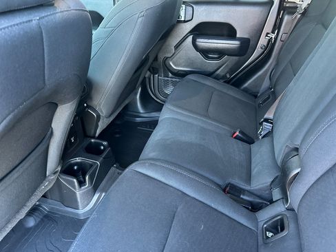 Used 2022 Jeep Gladiator Sport image 13