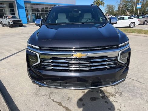 New 2025 Chevrolet Suburban Premier image 14