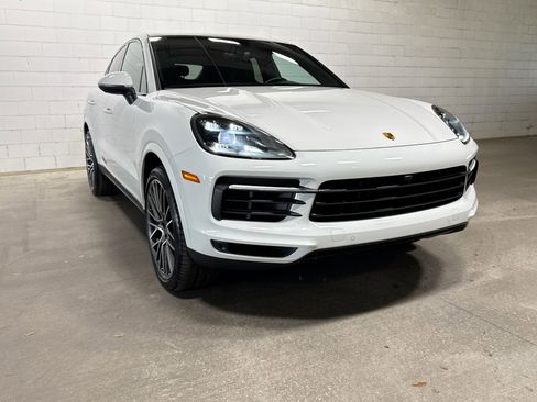 Certified 2022 Porsche Cayenne Coupe AWD/4WD image 6