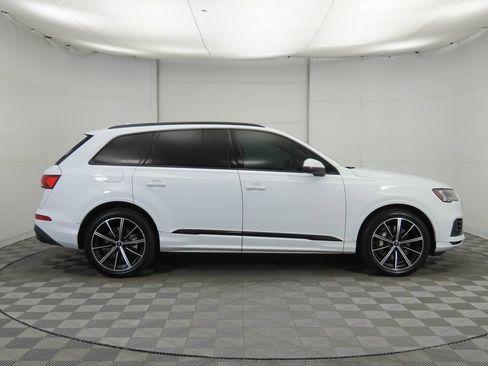 Used 2021 Audi Q7 3.0T Premium Plus image 4