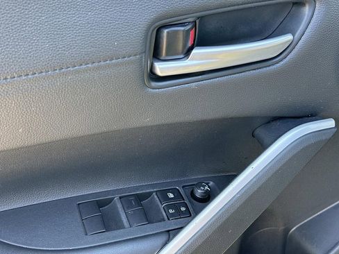Used 2025 Toyota Corolla Cross AWD Hybrid image 16