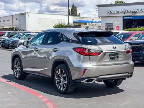 Used 2018 Lexus RX 350 AWD w/ Premium Package image 2