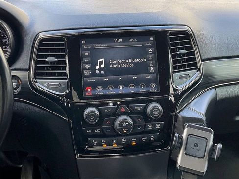 Used 2020 Jeep Grand Cherokee Limited X image 13