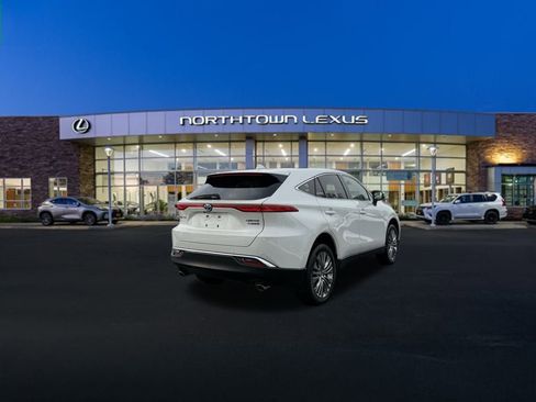 Used 2022 Toyota Venza Limited w/ Advanced Technology Package image 23