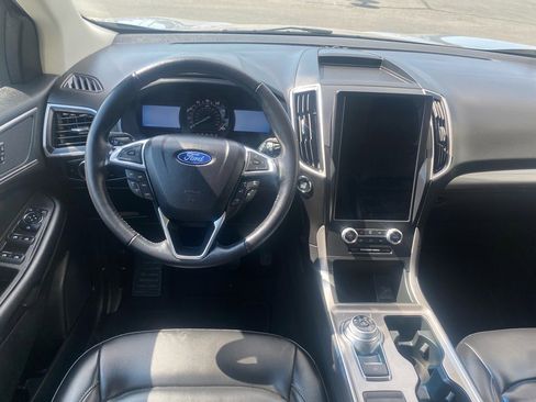 Used 2024 Ford Edge SEL image 18