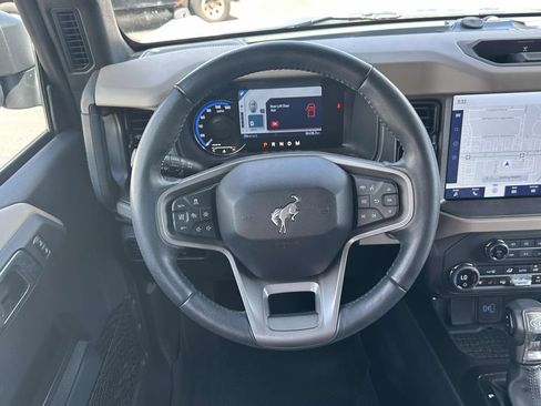 Used 2024 Ford Bronco Wildtrak AWD/4WD image 16
