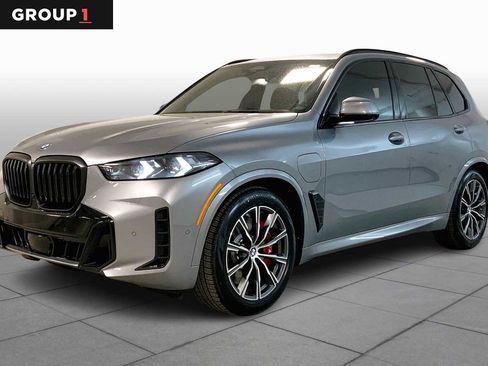 New 2026 BMW X5 xDrive50e w/ Executive Package image 1