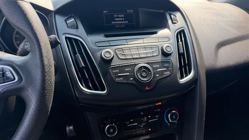 Used 2017 Ford Focus ST FWD image 32
