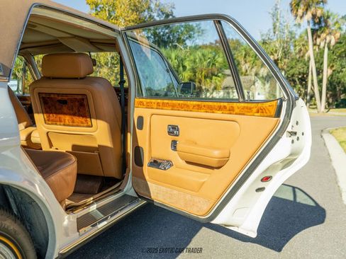 Used 1990 Rolls-Royce Silver Spur II image 20