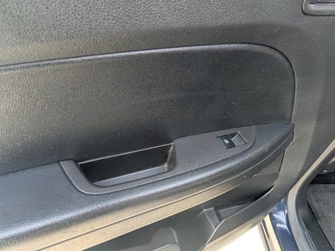 Used 2017 Chevrolet Equinox LT FWD image 23