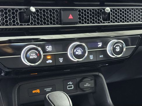 Used 2023 Honda Civic Sport image 22