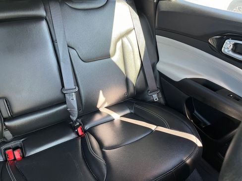 Used 2025 Jeep Compass Limited image 37