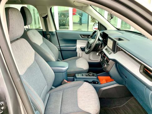Used 2023 Ford Maverick XLT FWD image 28