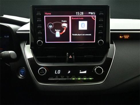 Used 2020 Toyota Corolla LE image 23