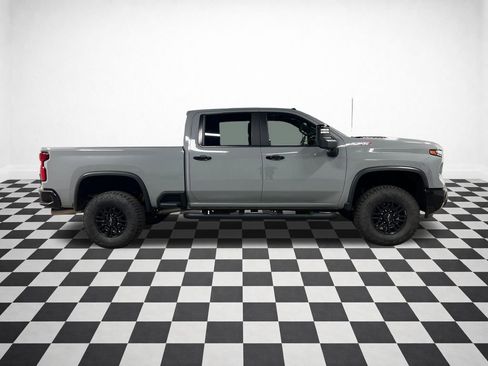Certified 2024 Chevrolet Silverado 2500 ZR2 w/ Technology Package AWD/4WD image 2