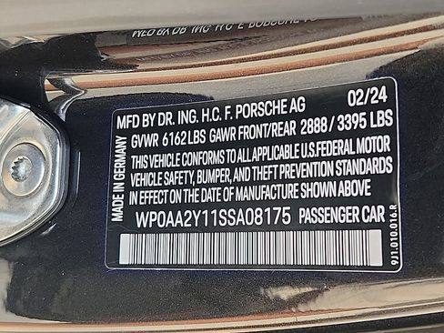 Certified 2025 Porsche Taycan image 27